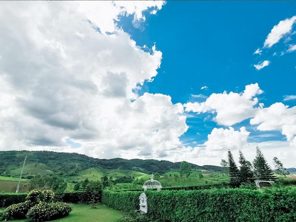 Misty English Cottage Ban Non Na Yao Luaran gambar